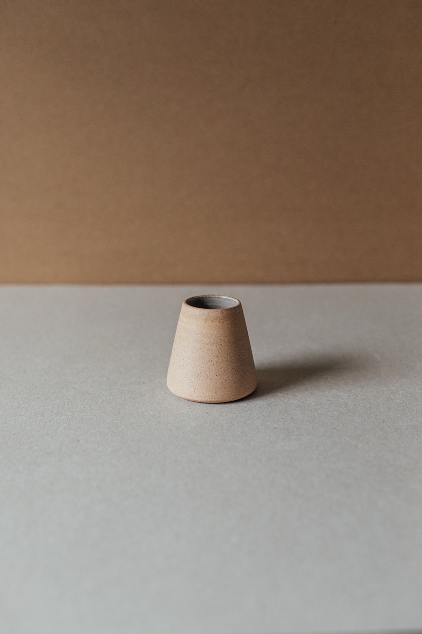 FLORERO MINI CONO CHICO