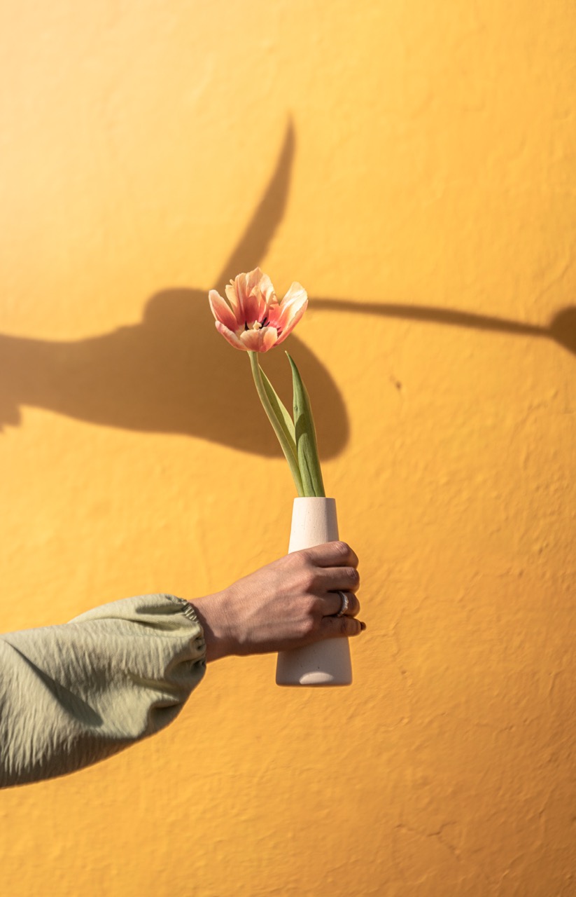 FLORERO MINI CONO MEDIANO