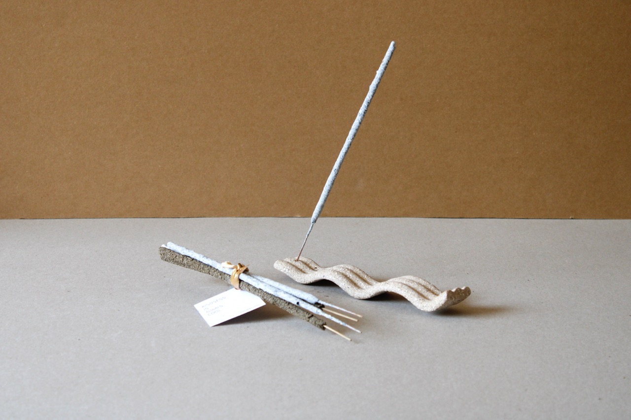 Porta incienso tocino + Incienso Mix de Palo Santo y Copal - Imagen 4